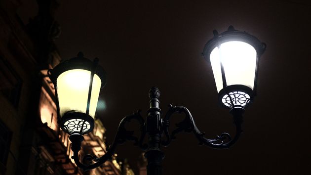 El precio de la luz hoy miércoles 23 de septiembre en el PVPC se encarece y 3 tramos superan los 300 euros