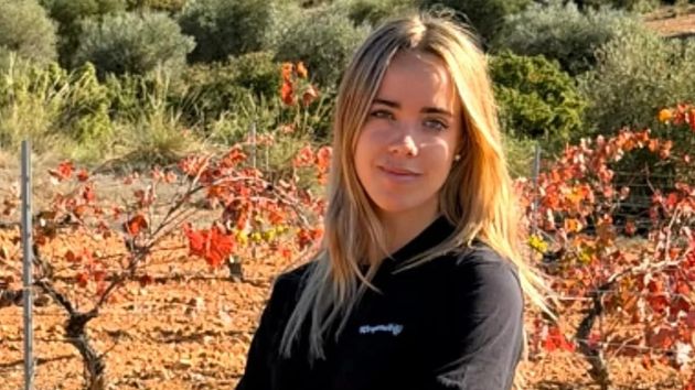 Paula Nuévalos, agricultora