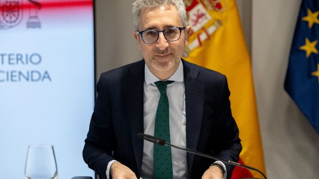 El ministro de Hacienda, Arcadi España 