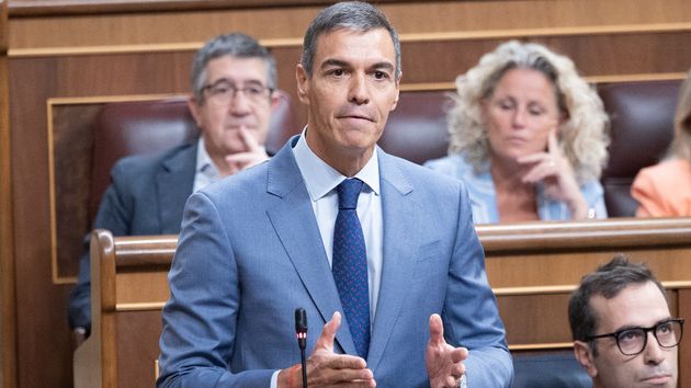 Pedro Sánchez hablando en el Congreso
