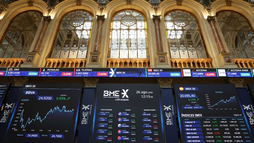 El Ibex frena en seco tras la convocatoria de elecciones y deja la bolsa española en tablas
