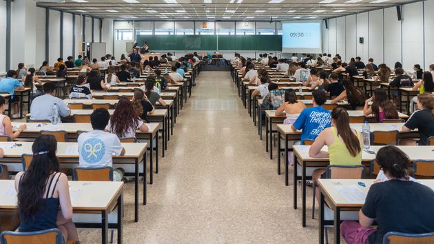 Estudiantes  en clase