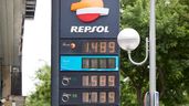 Panel de precios de una gasolinera 