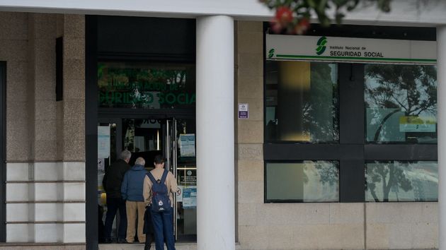 Una madre que vive sola con su hija deberá devolver 7.535,82 euros del Ingreso Mínimo Vital por superar en 258,96 euros el límite de ingresos y la justicia lo avala