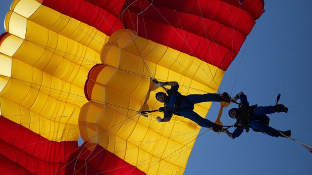 Bandera de España paracaídas