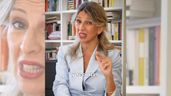 Yolanda Díaz gesticula con la mano