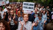 Varias personas en una manifestación por la vivienda en octubre