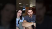 los dos españoles en el aeropuerto