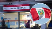 Oficina del SEPE junto a una bandera de Perú