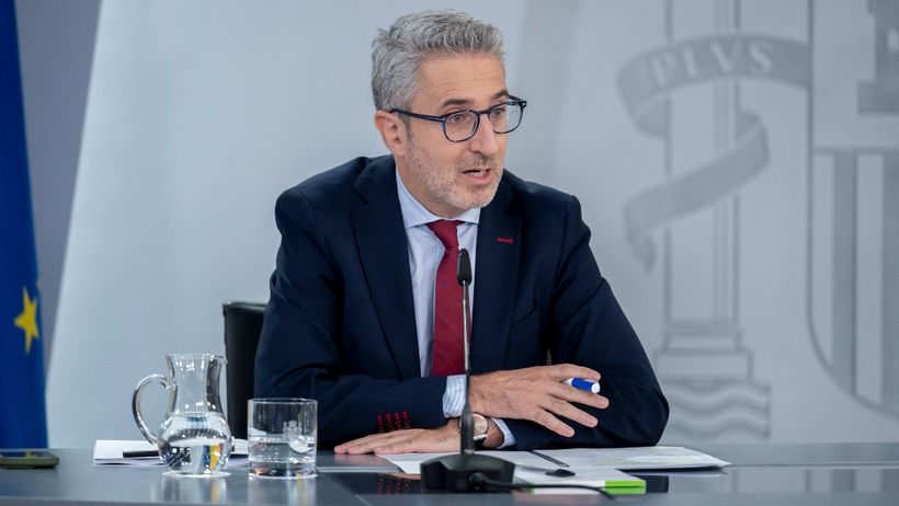 Los sueldos suben un 3,4% en el sector privado y Hacienda aumenta la recaudación un 9% más por las retenciones del IRPF