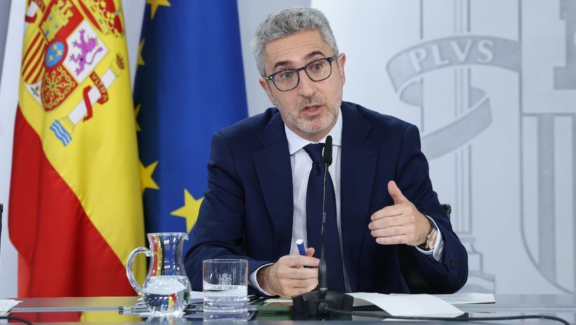 Los bancos informarán a Hacienda en enero, por primera vez, de las tarjetas con 25.000 euros o más en cargos o abonos durante 2026, pero sacar dinero del cajero sigue sin tener multa