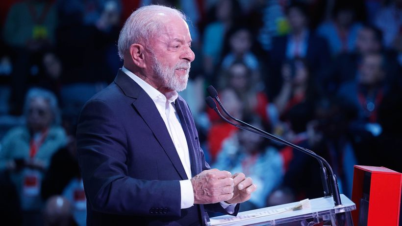 El ‘efecto Lula’ desploma en Bolsa a Banco Santander y Telefónica afectando a las empresas del Ibex 35