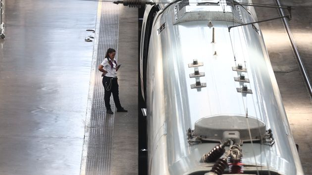 Caos ferroviario en Madrid por la huelga de maquinistas que obliga a suspender tres líneas de Cercanías