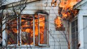Una vivienda incendiada