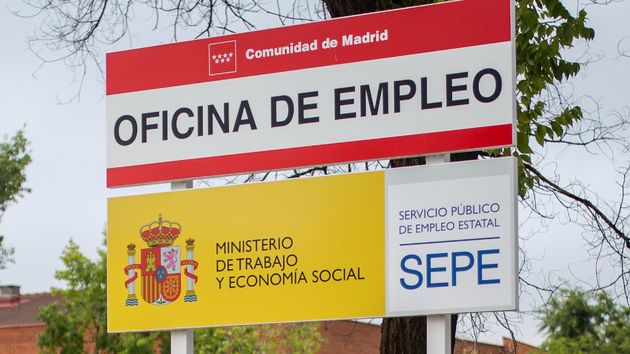 cartel de una oficina del SEPE
