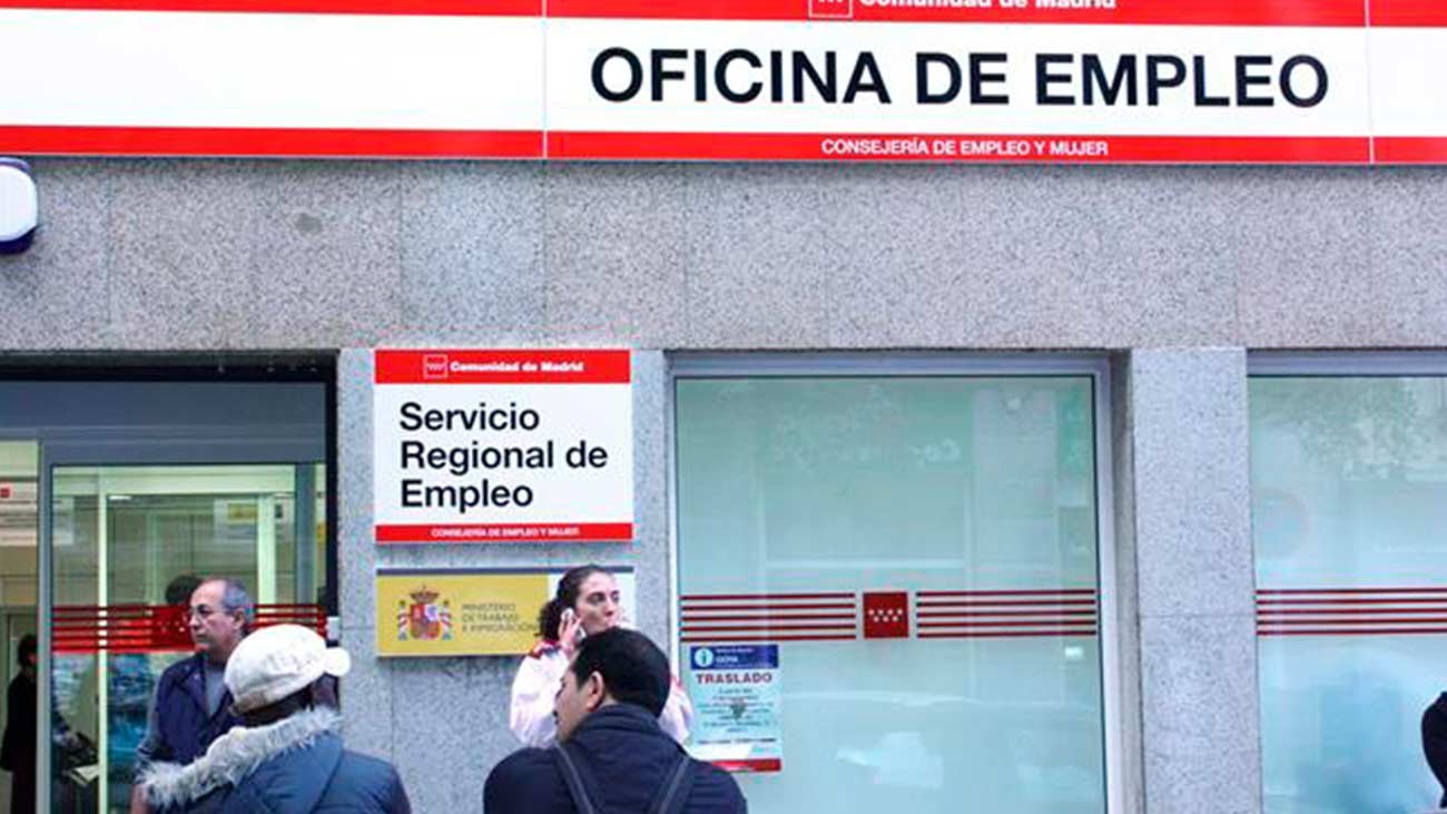 ¿Cuánto tiempo debe tener cotizado un autónomo para tener derecho a paro?