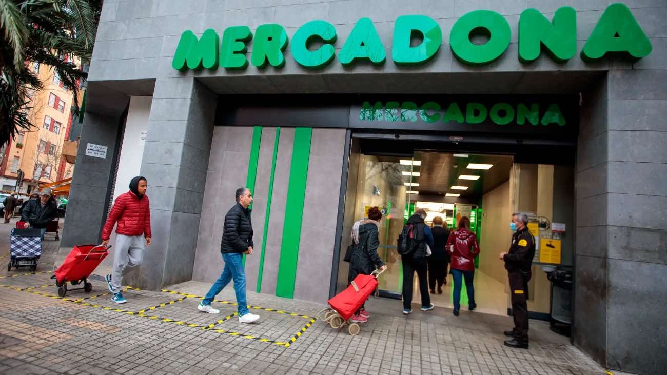 Ahora puedes regalar el perfume de la Reina Letizia: en Mercadona por 8 euros