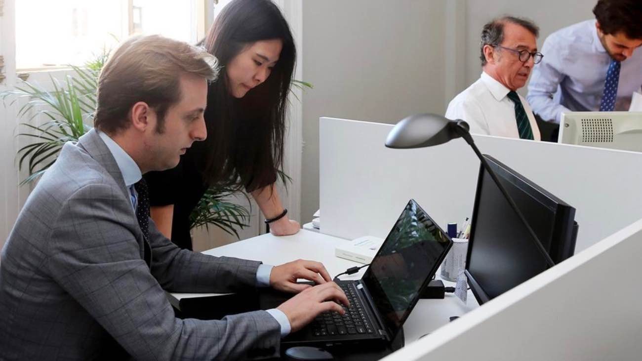 ¿Dónde estudiar un MBA? Los 16 mejores másters online en las universidades españolas