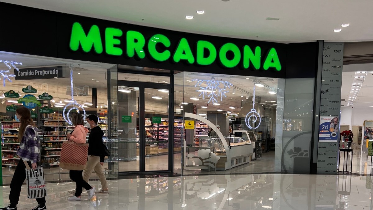 Mercadona, Lidl y Aldi lanzan ofertas de empleo con sueldos de 1.200 euros y contrato fijo
