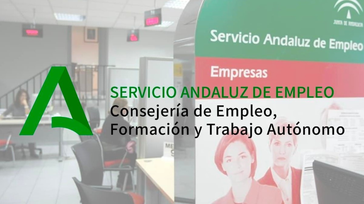 El SAE lanza una oferta de empleo en Almería para 4 auxiliares administrativos