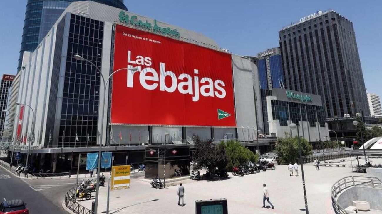 Nuevas ofertas de empleo en El Corte Inglés con sueldos renovados de 1.200 euros