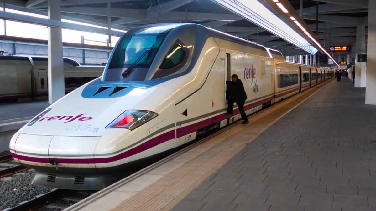 Renfe lanza una convocatoria de empleo público con 1.000 plazas