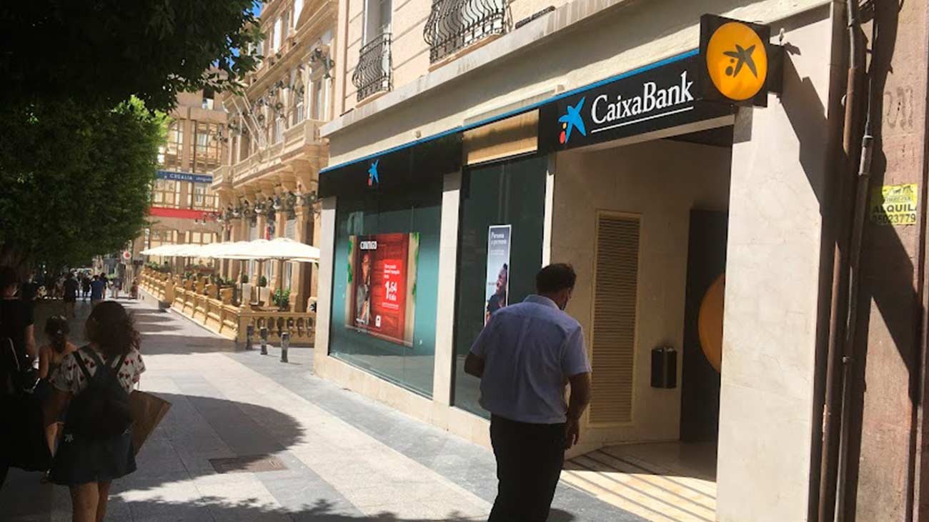 Cuándo paga La Caixa el subsidio y los ERTE en marzo de 2022