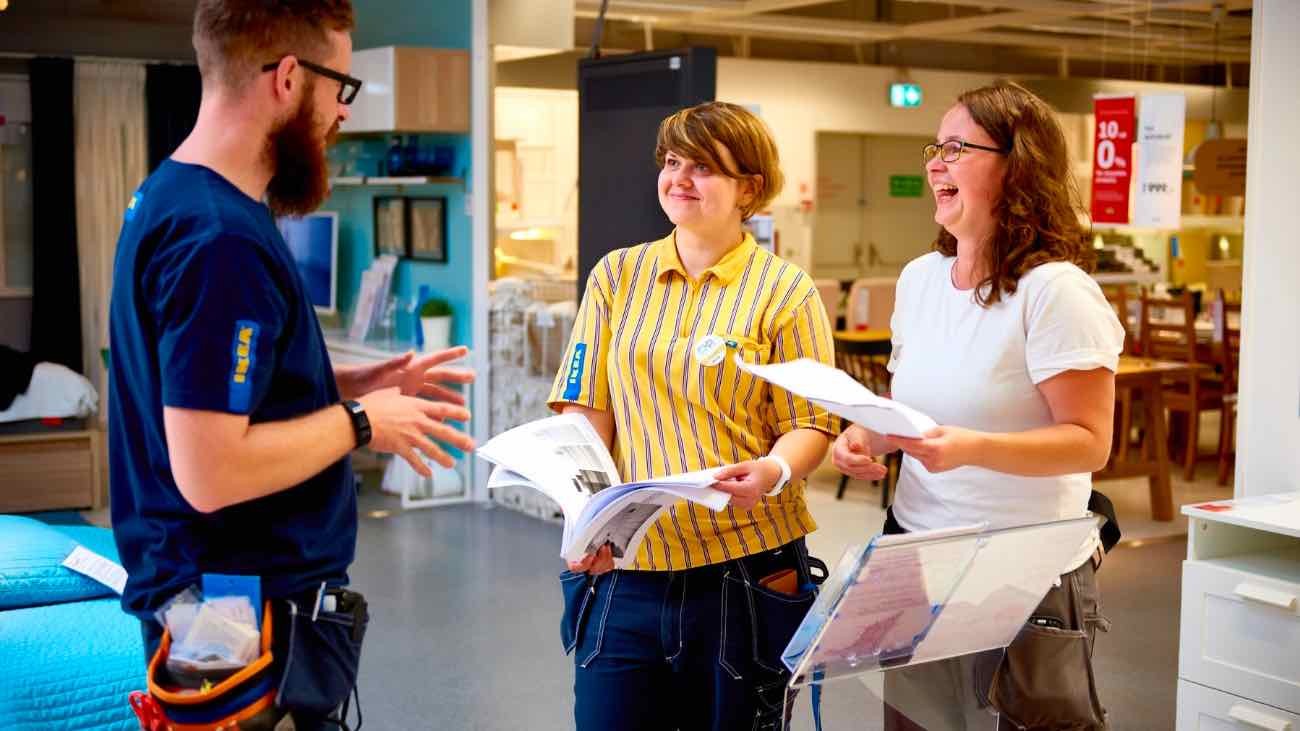 Se necesita personal para trabajar en IKEA: nuevas ofertas de empleo con salarios desde 1.200 euros