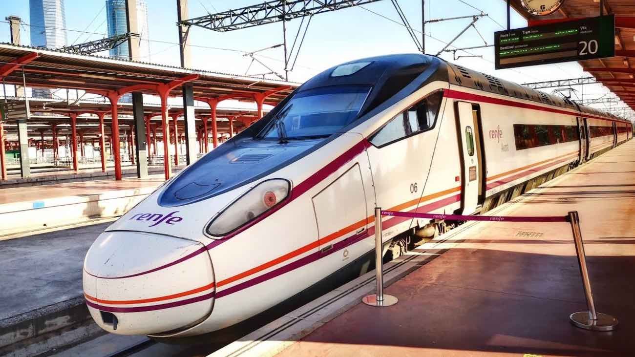 El tren del vino de Renfe te lleva de ruta enoturística por las mejores bodegas
