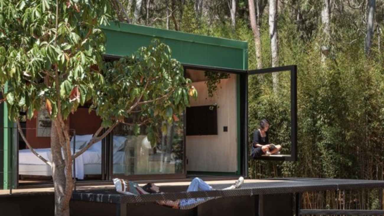 Así es la casa prefabricada más colorida jamás vista: descubre dónde está