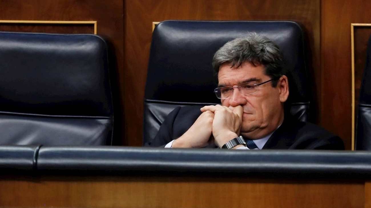 Coalición Canaria explota contra Escrivá por el IMV: “Es usted patético”