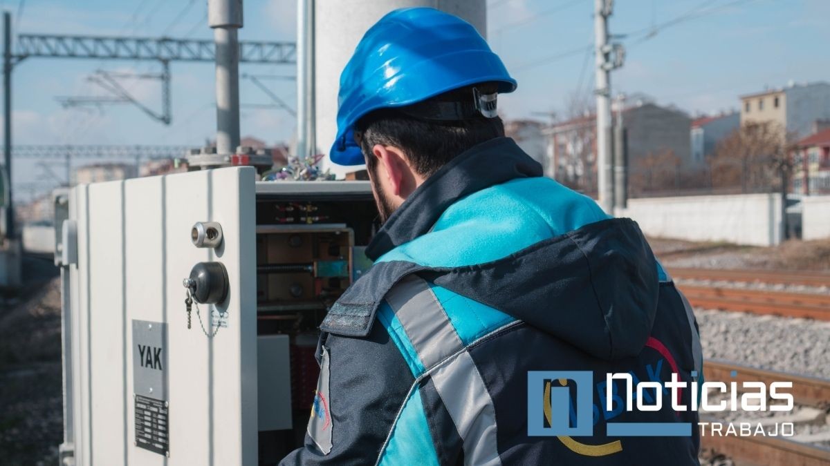 Se ofertan 11 puestos de trabajo como electricista en Granada