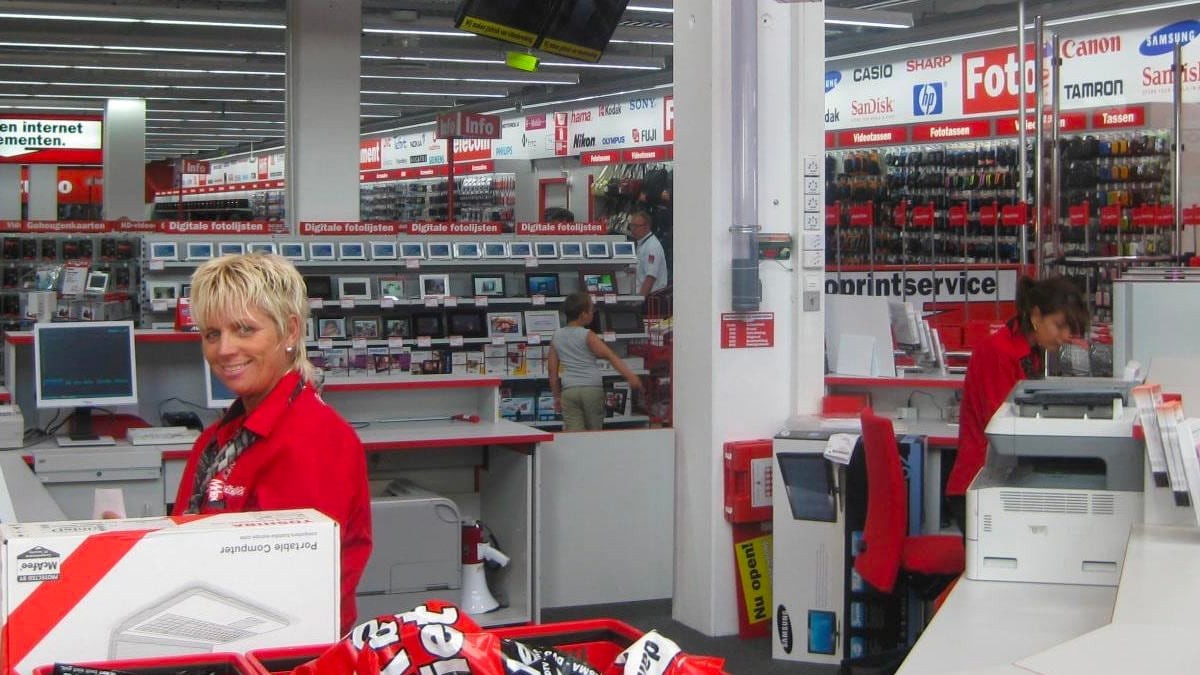 MediaMarkt de Almería publica una oferta de empleo con 75 vacantes