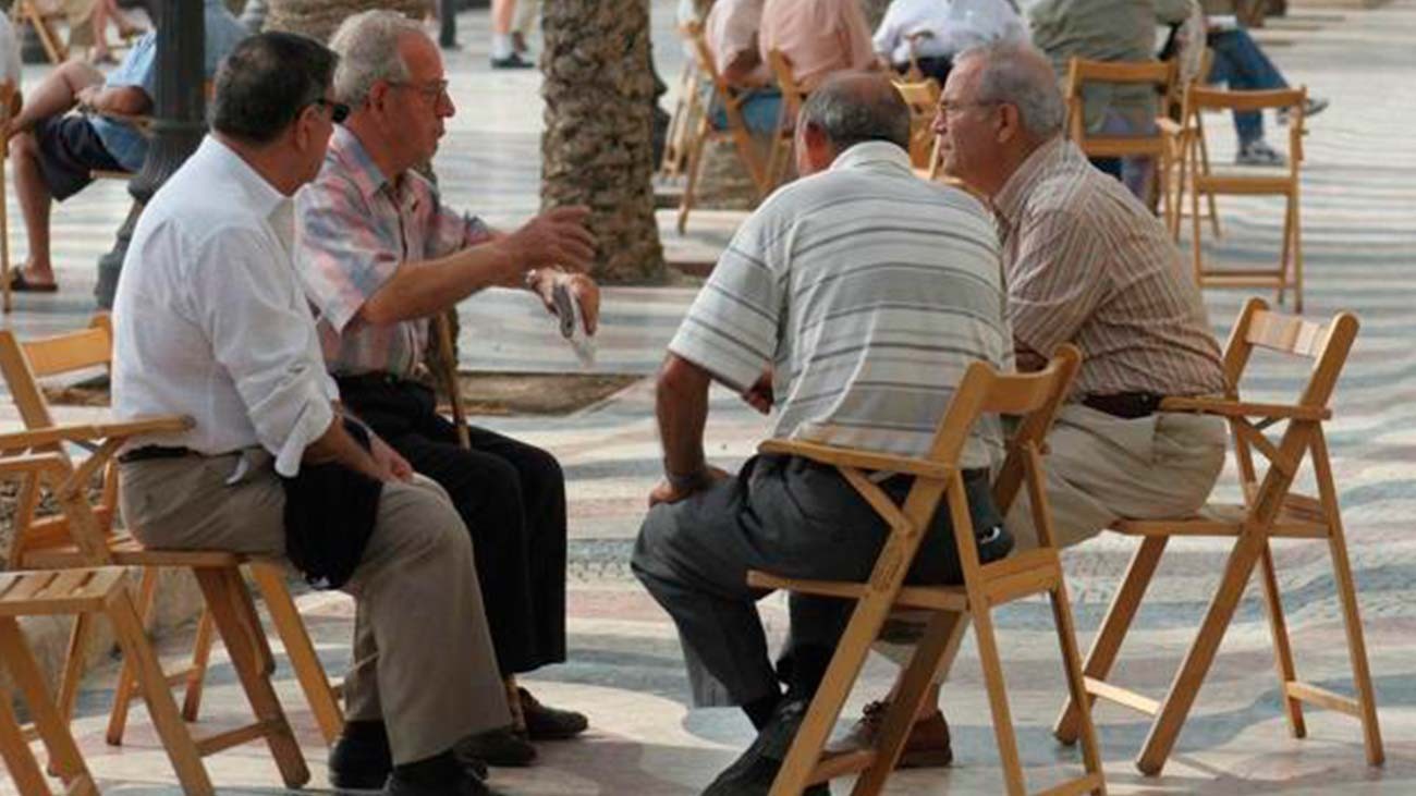 Esta es la tabla de las pensiones de jubilación en 2022 donde explican cuál es el mejor momento para pedirla