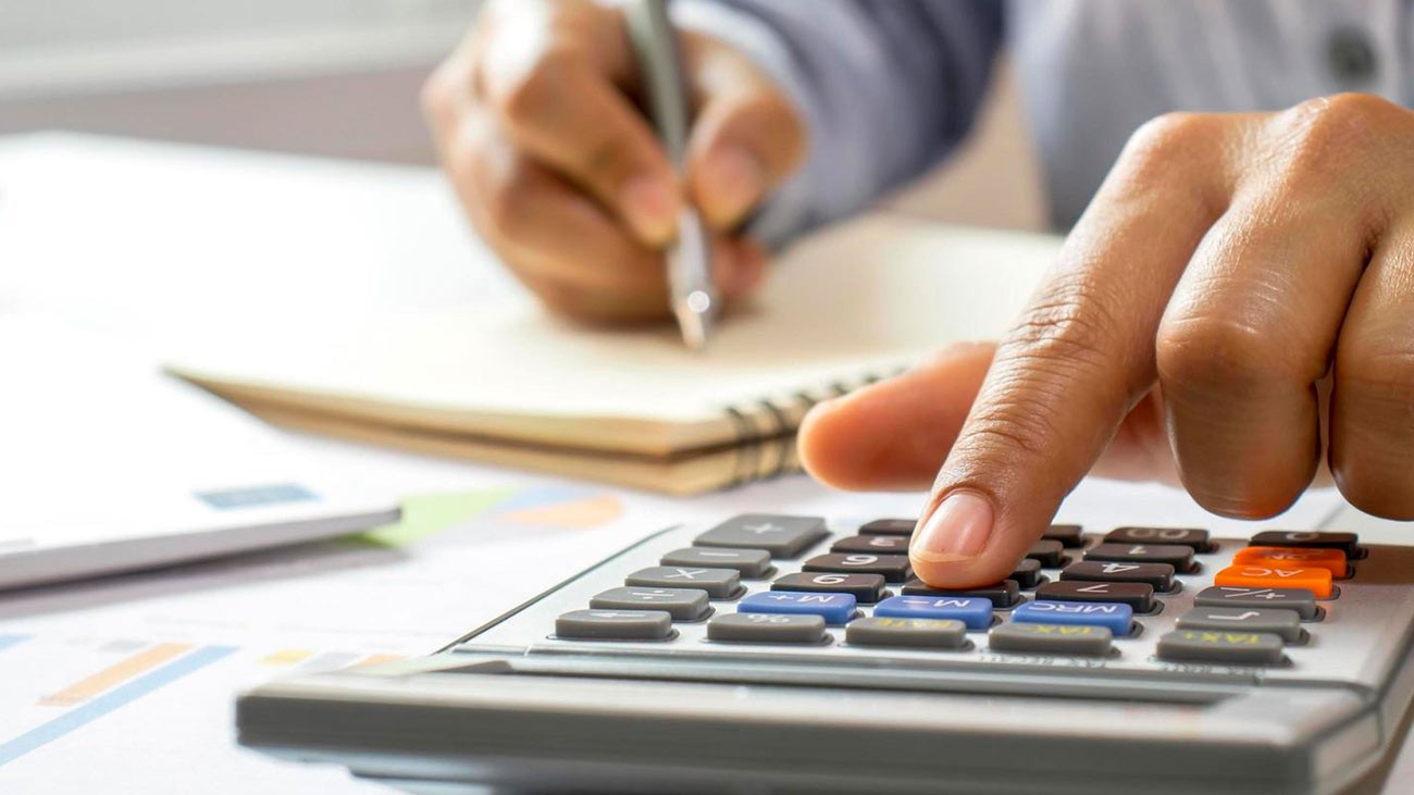 Estas son las 5 Comunidades Autónomas con deducciones específicas en el IRPF para los autónomos