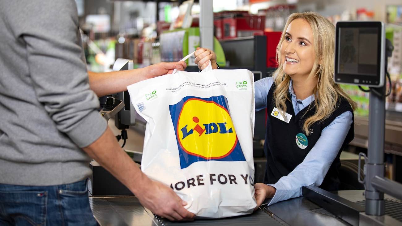 La lista de empresas que ofrecen empleos en Semana Santa: Lidl, Decathlon, Zara…