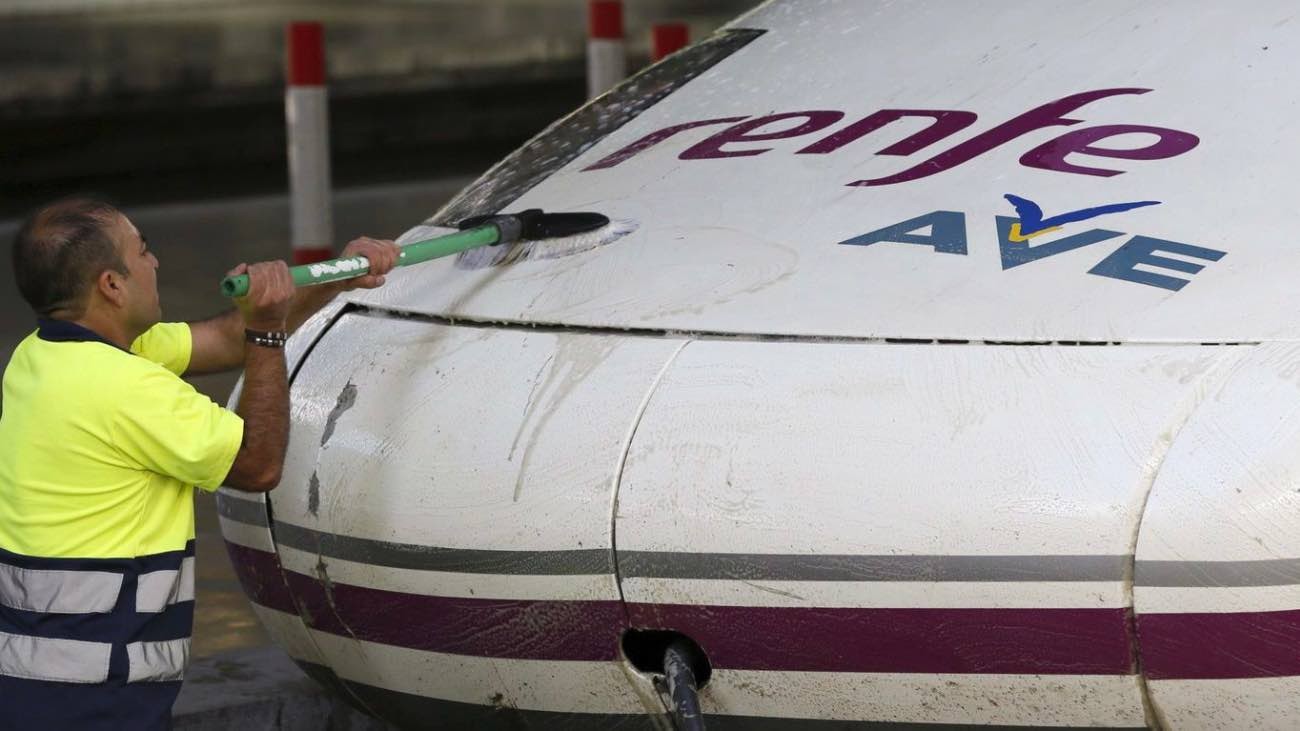 Renfe publica una convocatoria de empleo para 160 operarios: requisitos y cómo inscribirse