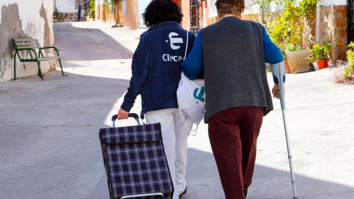 Si quieres trabajar en Clece , mira estas 125 ofertas de empleo a las que inscribirte
