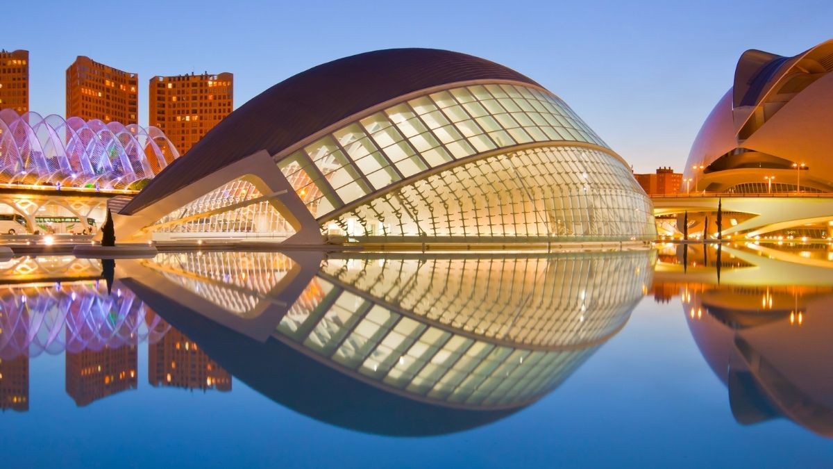 La Ciudad de las Artes y las Ciencias de Valencia abre una bolsa de empleo