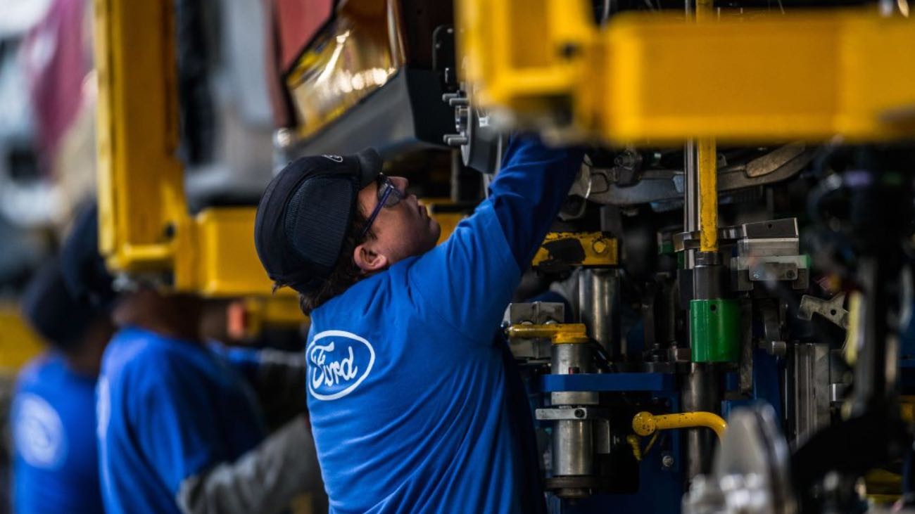 Cómo enviar el currículum a Ford