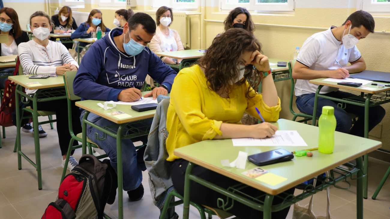 Oposiciones a las que apuntarse en Andalucía: nuevas plazas fijas en abril