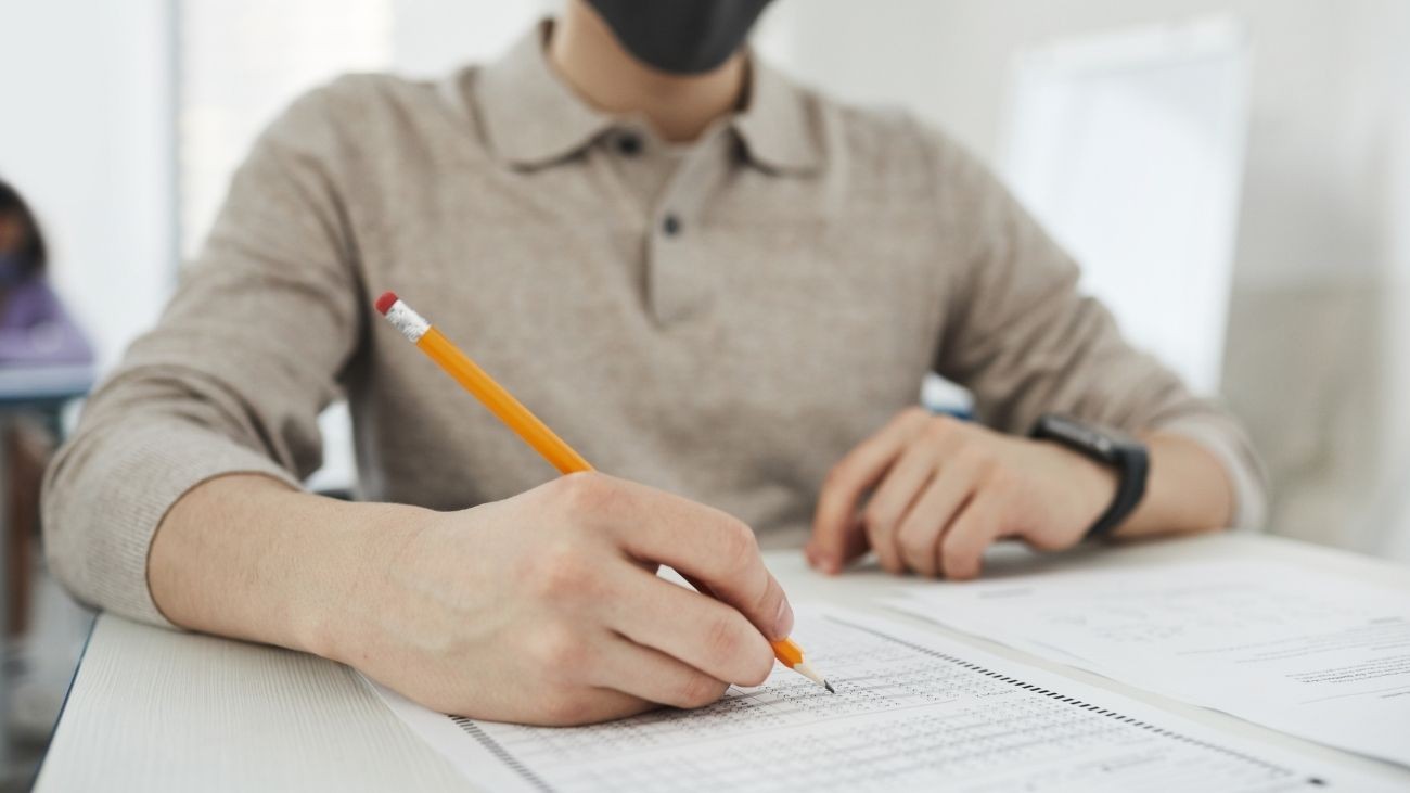 Galicia convoca oposiciones para administrativos y auxiliares
