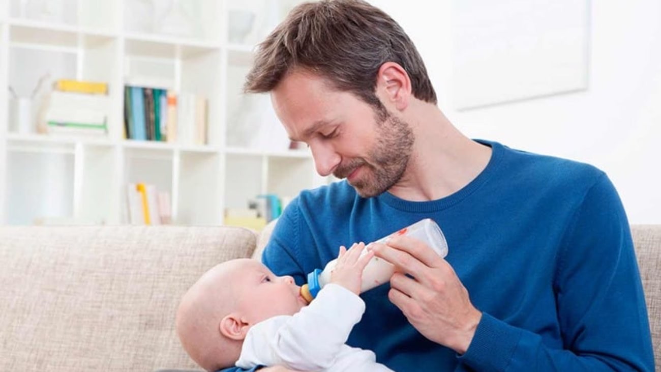 ¿Se puede cobrar la prestación por paternidad si se cobra la prestación por desempleo?