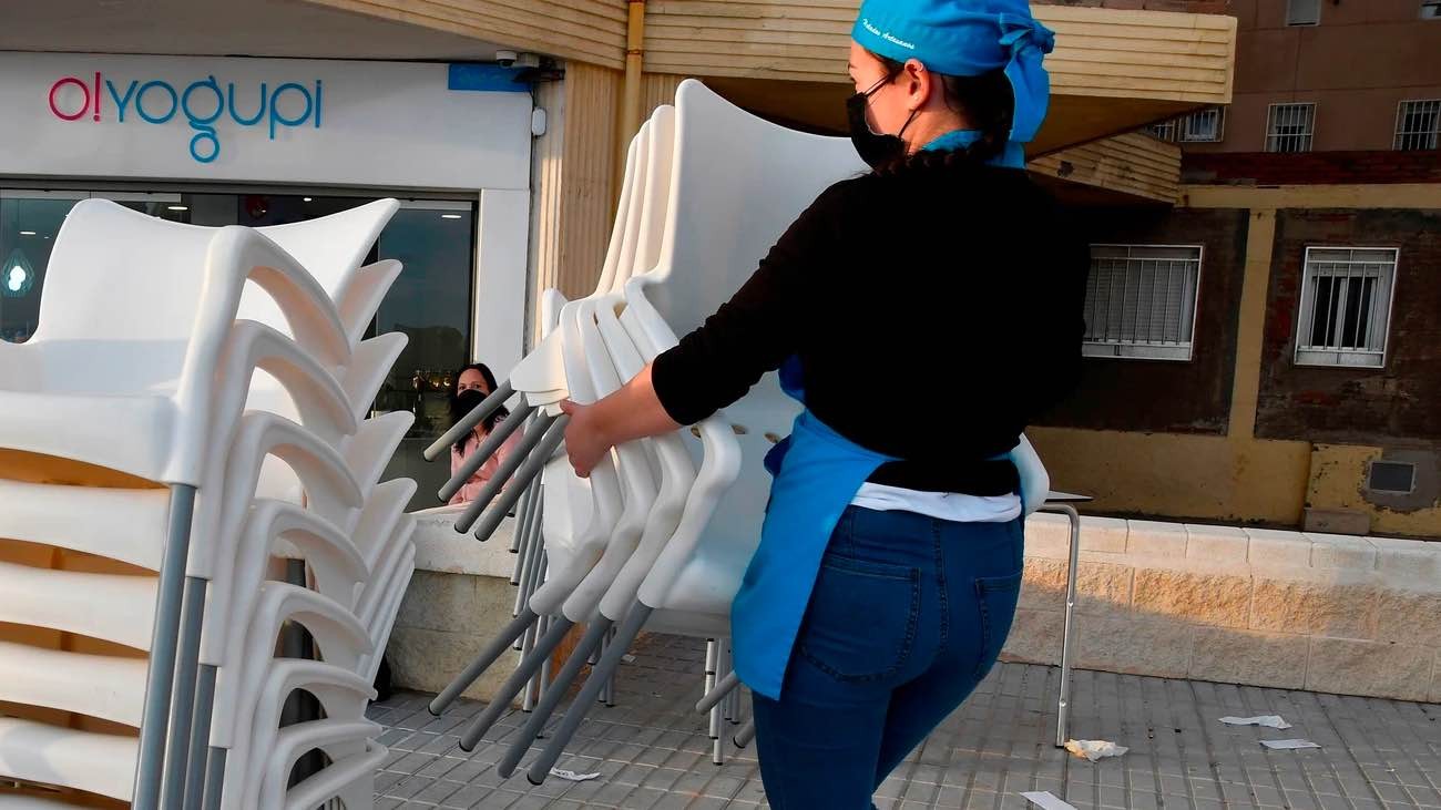 La reforma laboral reduce la temporalidad un 21% en menos de un mes