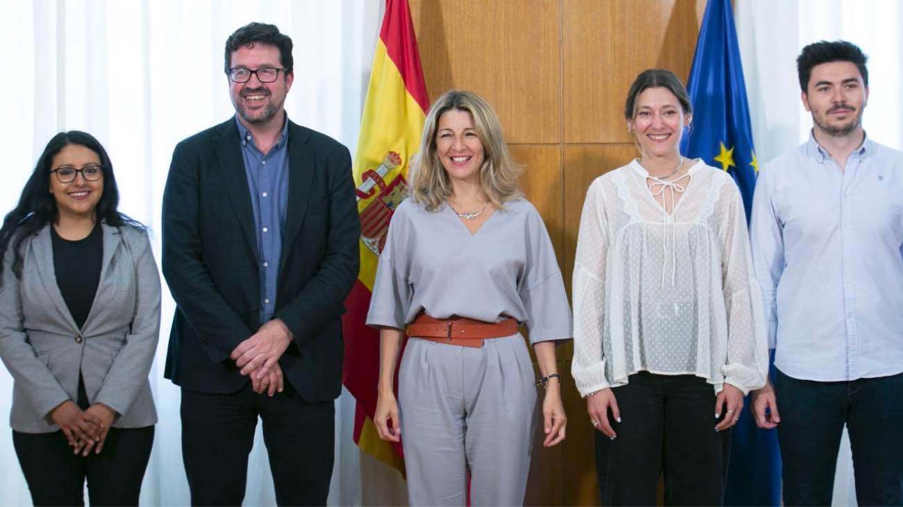 Derecho laboral: los becarios podrían cobrar el paro en 2022