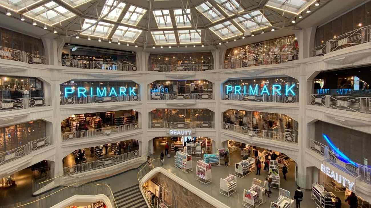 El bolso de Primark que clona al Balenciaga de lujo por solo 8 euros