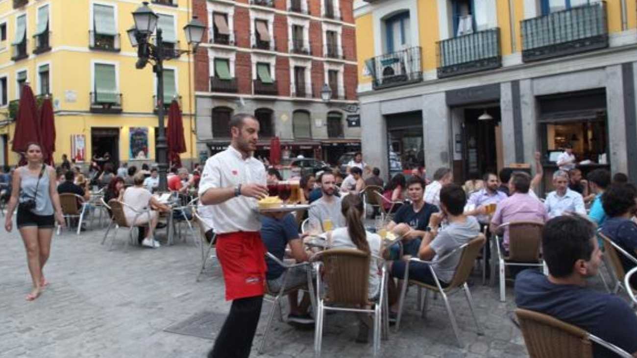 Repunte en empleo: la mitad de los contratos firmados en abril fueron indefinidos