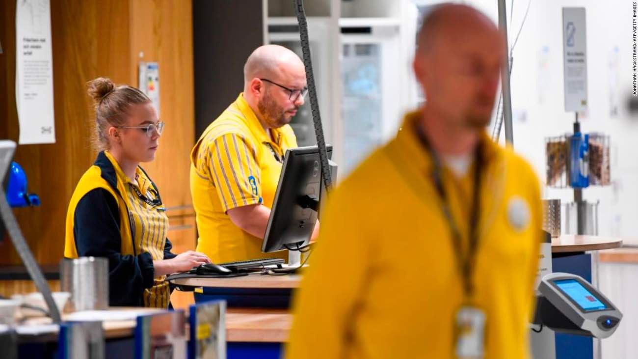 Qué hacer para trabajar en IKEA este verano: se buscan cajeros y vendedores