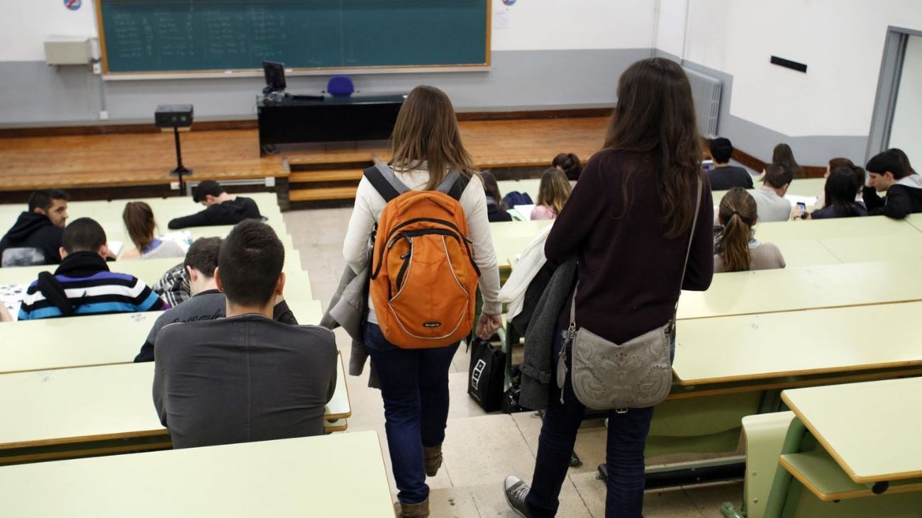 Cómo entrar a la universidad sin hacer selectividad con un grado superior