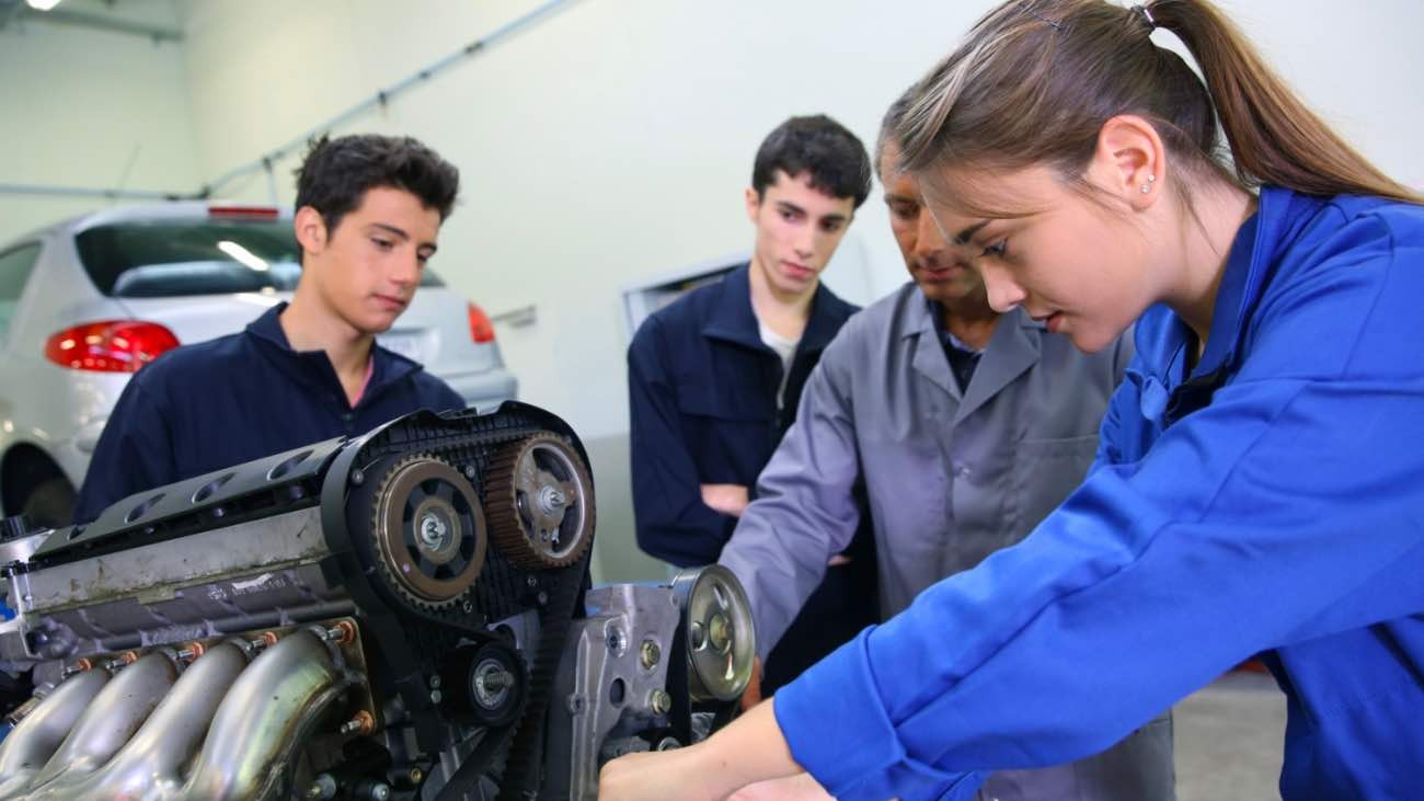 Casi un millón de alumnos de Formación Profesional cotizarán a la Seguridad Social